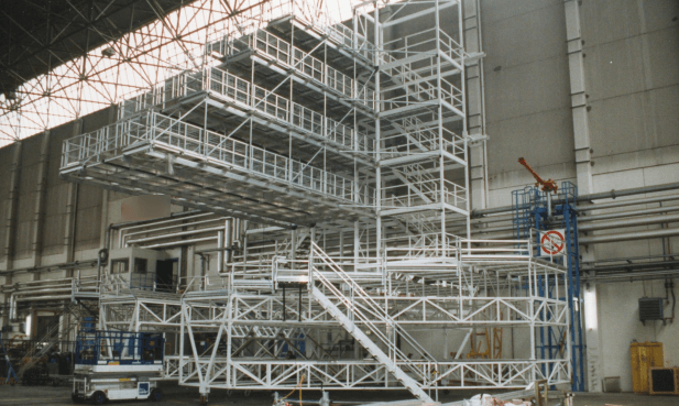 B767 Cantilever Tail Dock System B767 Cantilever Tail Dock System