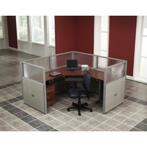 1 Workstation Unit — 1 x 1 Configuration 47″ Panel Height 72″ Desk Size