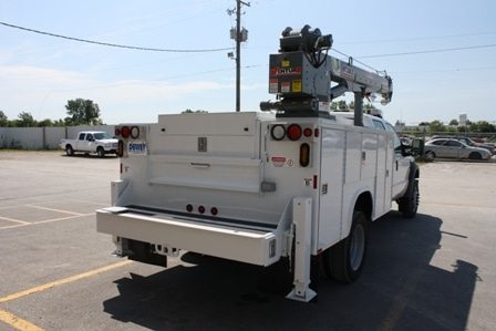 HT30KX Truck-Mounted Crane 5000lbs Lifting Capacity
