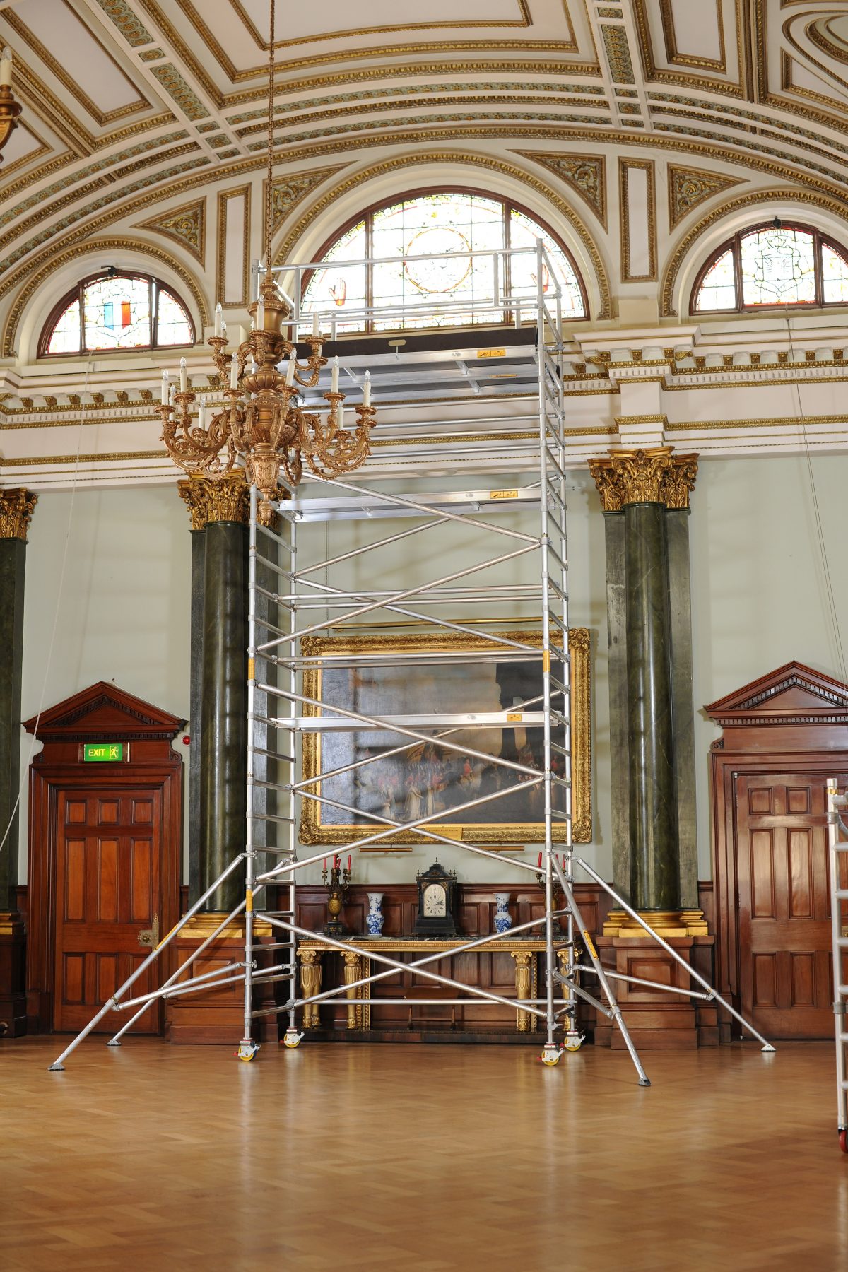 Span 300 Mobile Tower