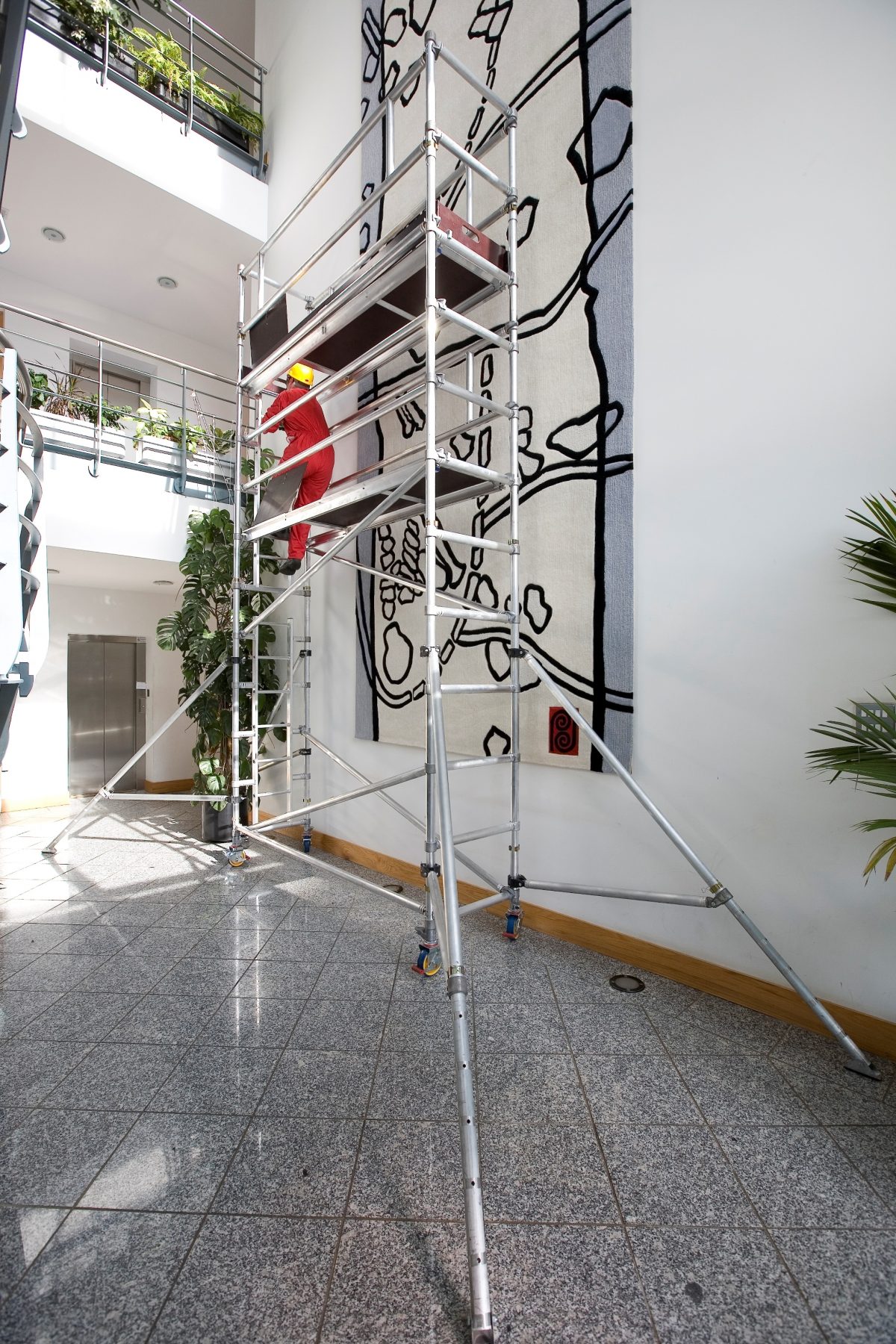 Span 400 Mobile Tower