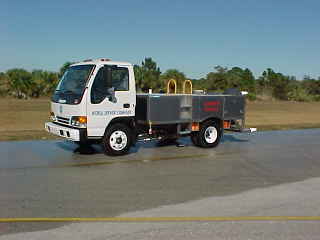 TL600 Lavatory Service Truck