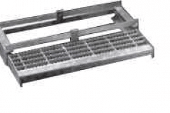 Trailer Tuck Away Step