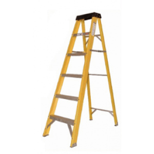 B100 Series Fiberglass Step Ladders